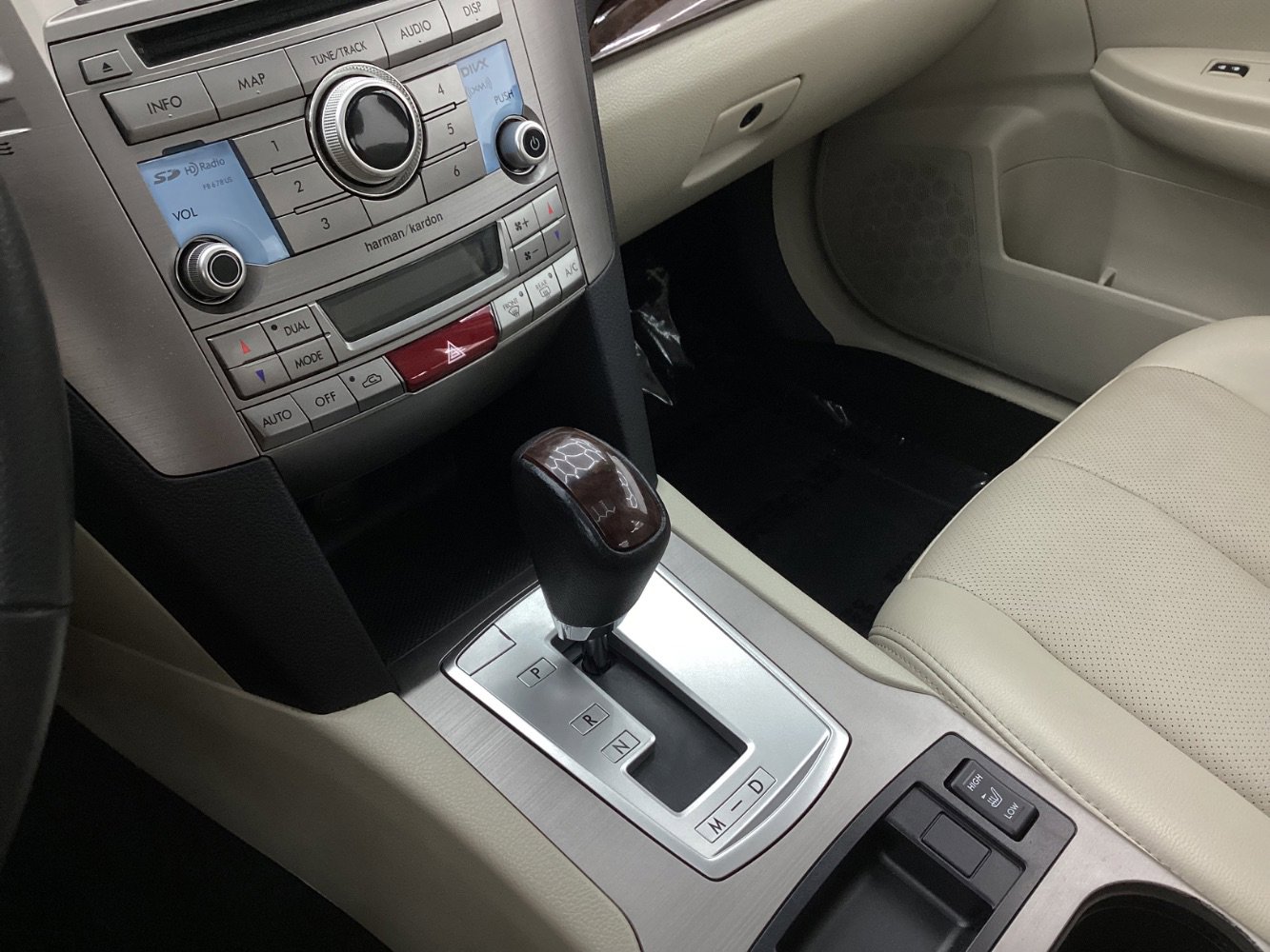 Used 2013 Subaru Legacy 3.6R Limited image 35