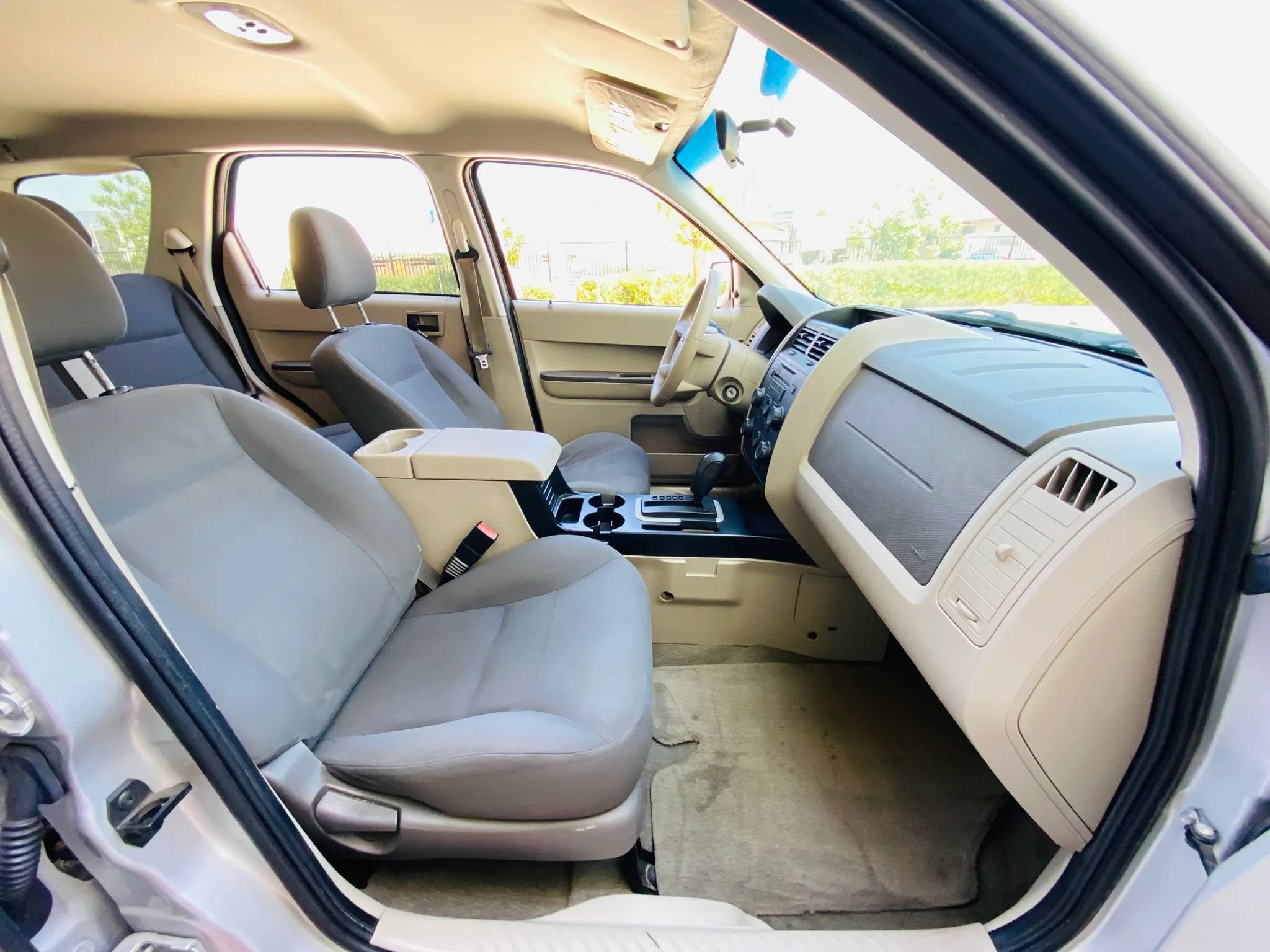 Used 2008 Ford Escape XLS FWD image 30
