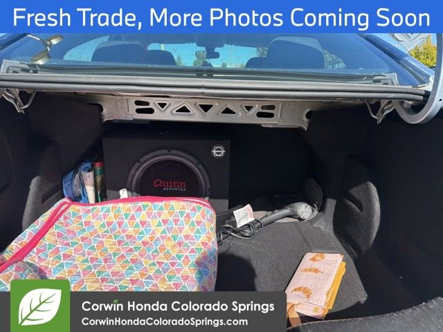 Used 2017 Chevrolet Cruze LT w/ Convenience Package FWD image 9