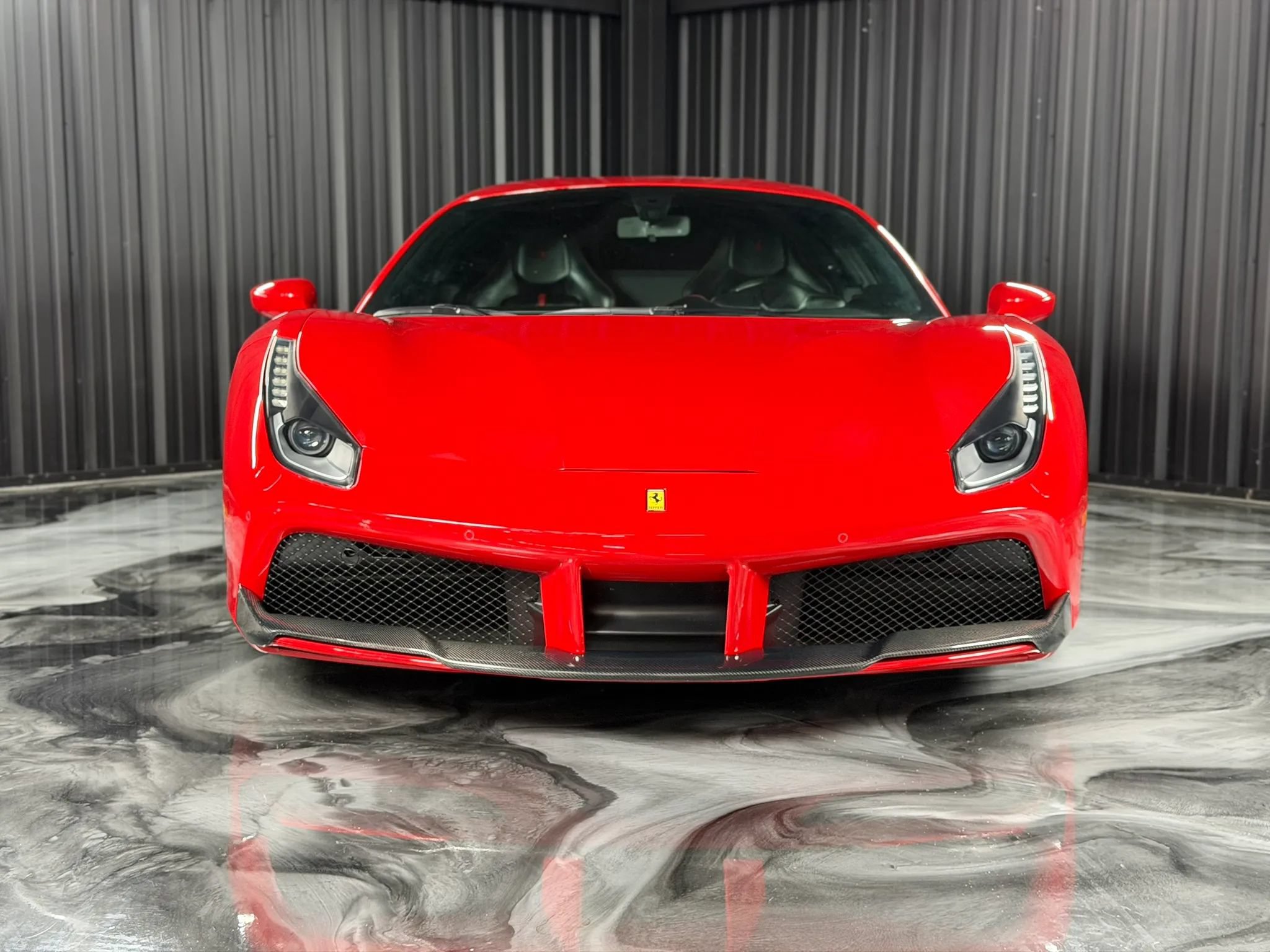 Used 2016 Ferrari 488 GTB RWD image 3