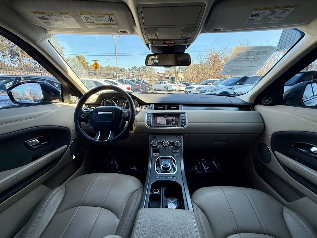 Used 2018 Land Rover Range Rover Evoque SE Premium image 15