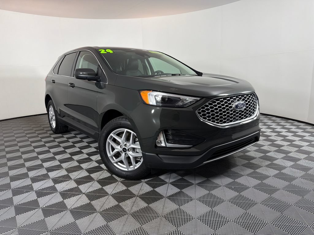 Used 2024 Ford Edge SEL w/ Convenience Package