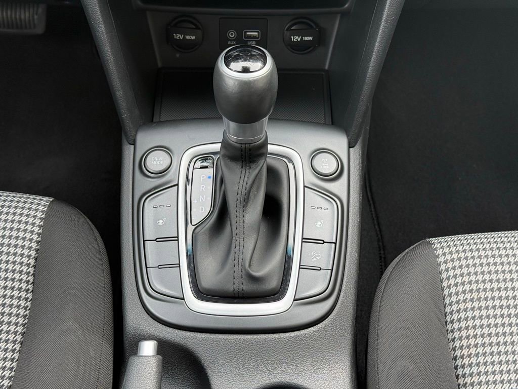 Used 2018 Hyundai Kona SEL w/ SEL Tech Package 02 image 18