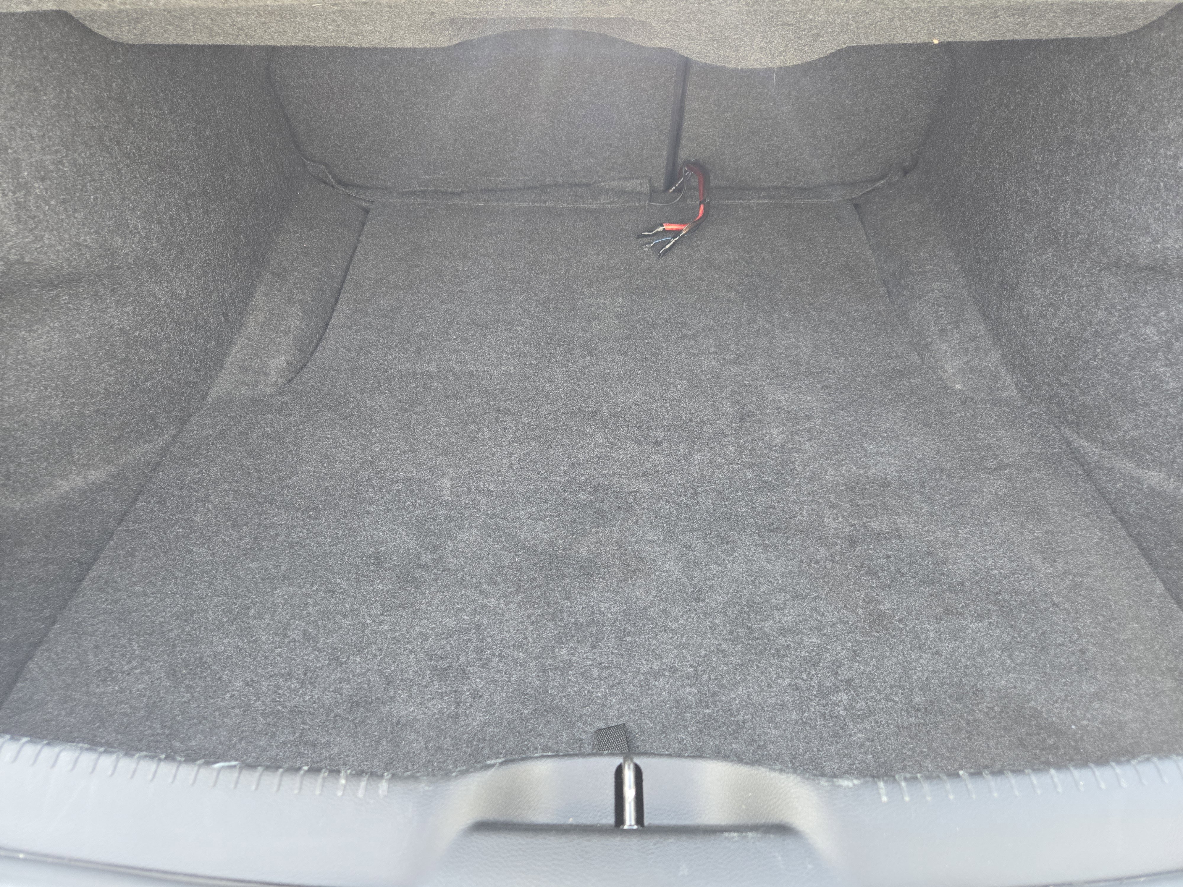 Used 2019 Chrysler 300 S image 31