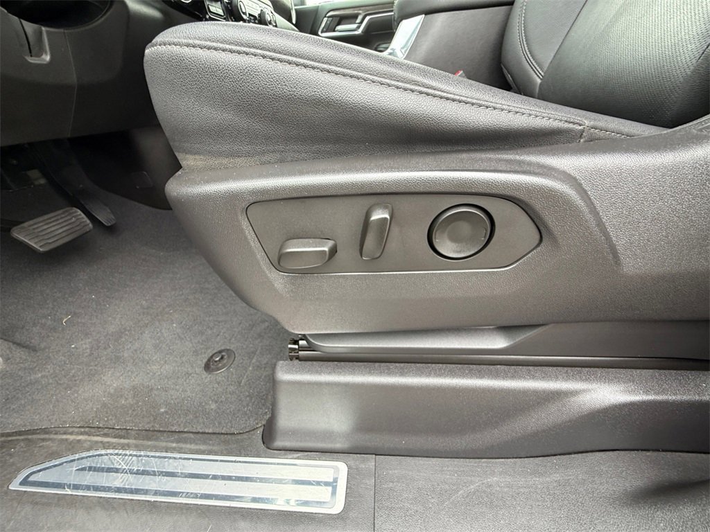 Used 2024 Chevrolet Silverado 2500 LTZ w/ LTZ Plus Package image 10