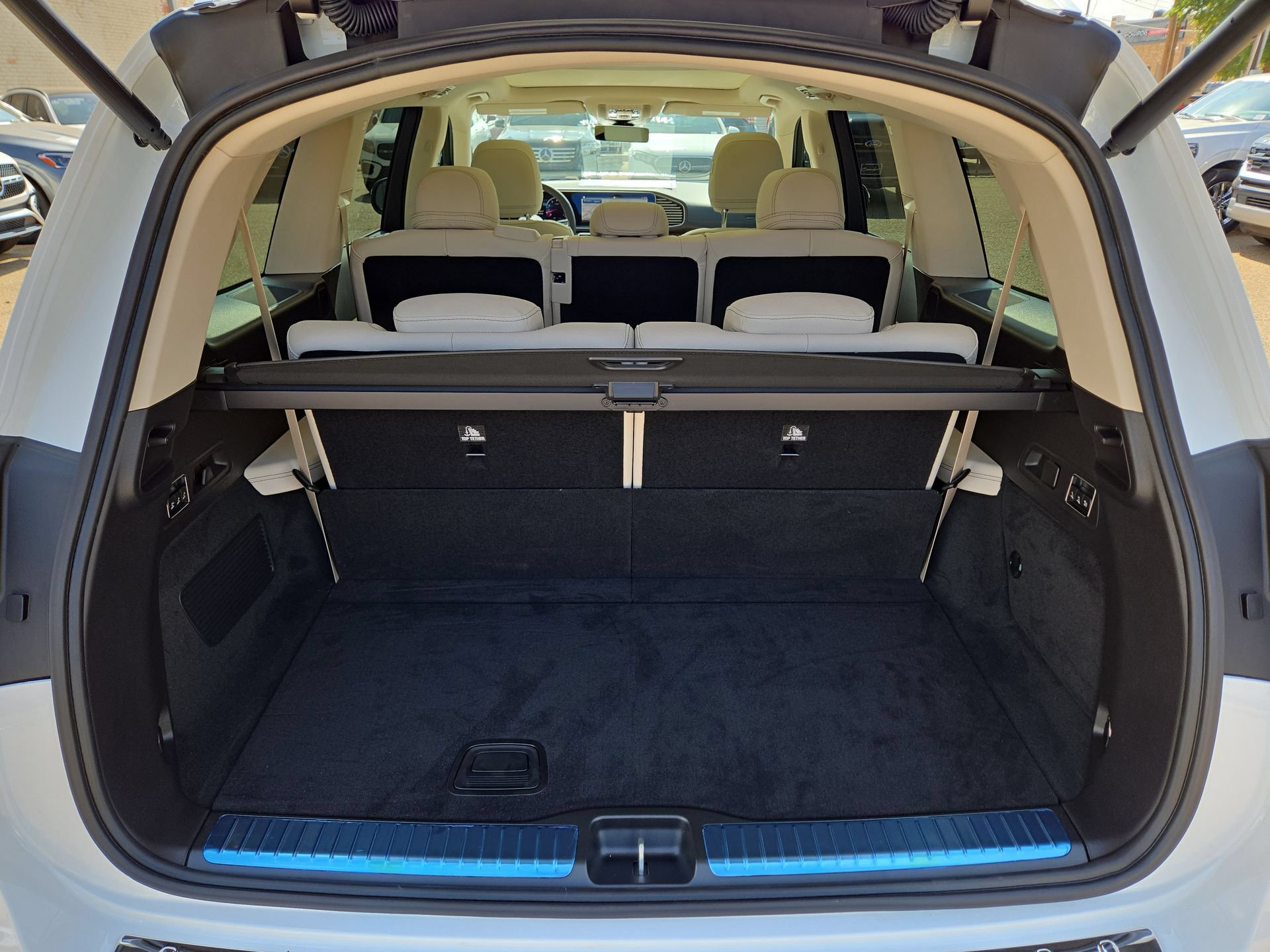 New 2026 Mercedes-Benz GLS 450 4MATIC image 12