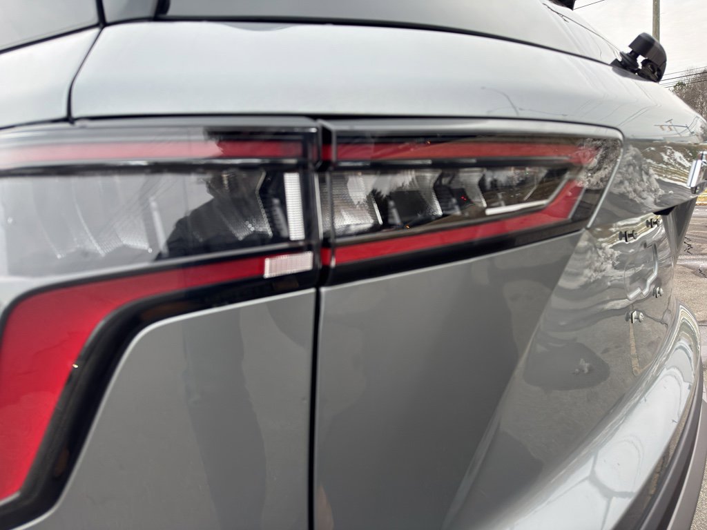 New 2026 Chevrolet Equinox LT w/ Midnight Edition image 6