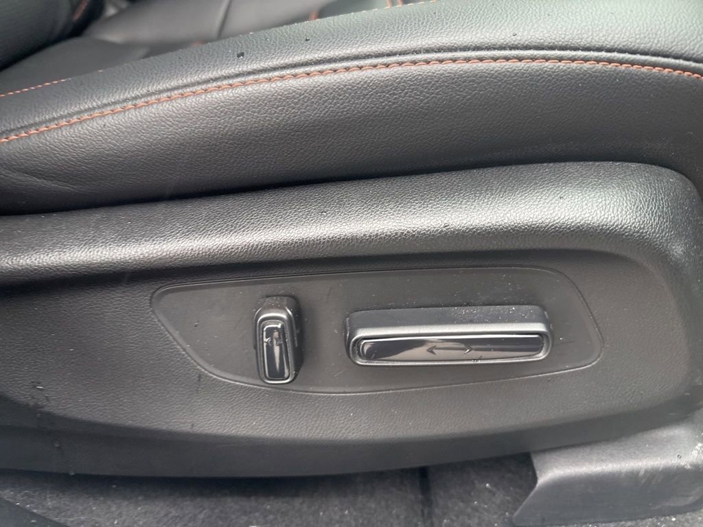 Used 2025 Honda CR-V Sport Touring image 18