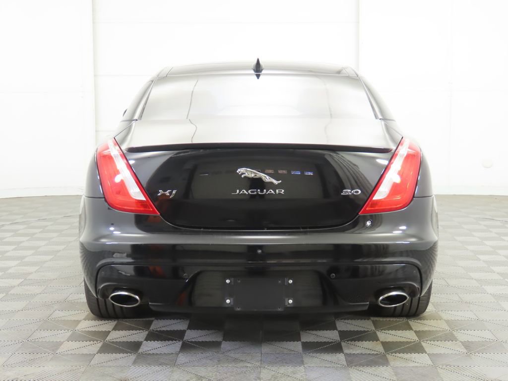 Used 2019 Jaguar XJ R-Sport image 6