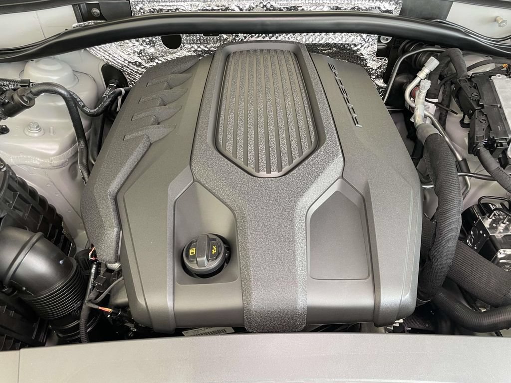 New 2026 Porsche Macan AWD/4WD image 23