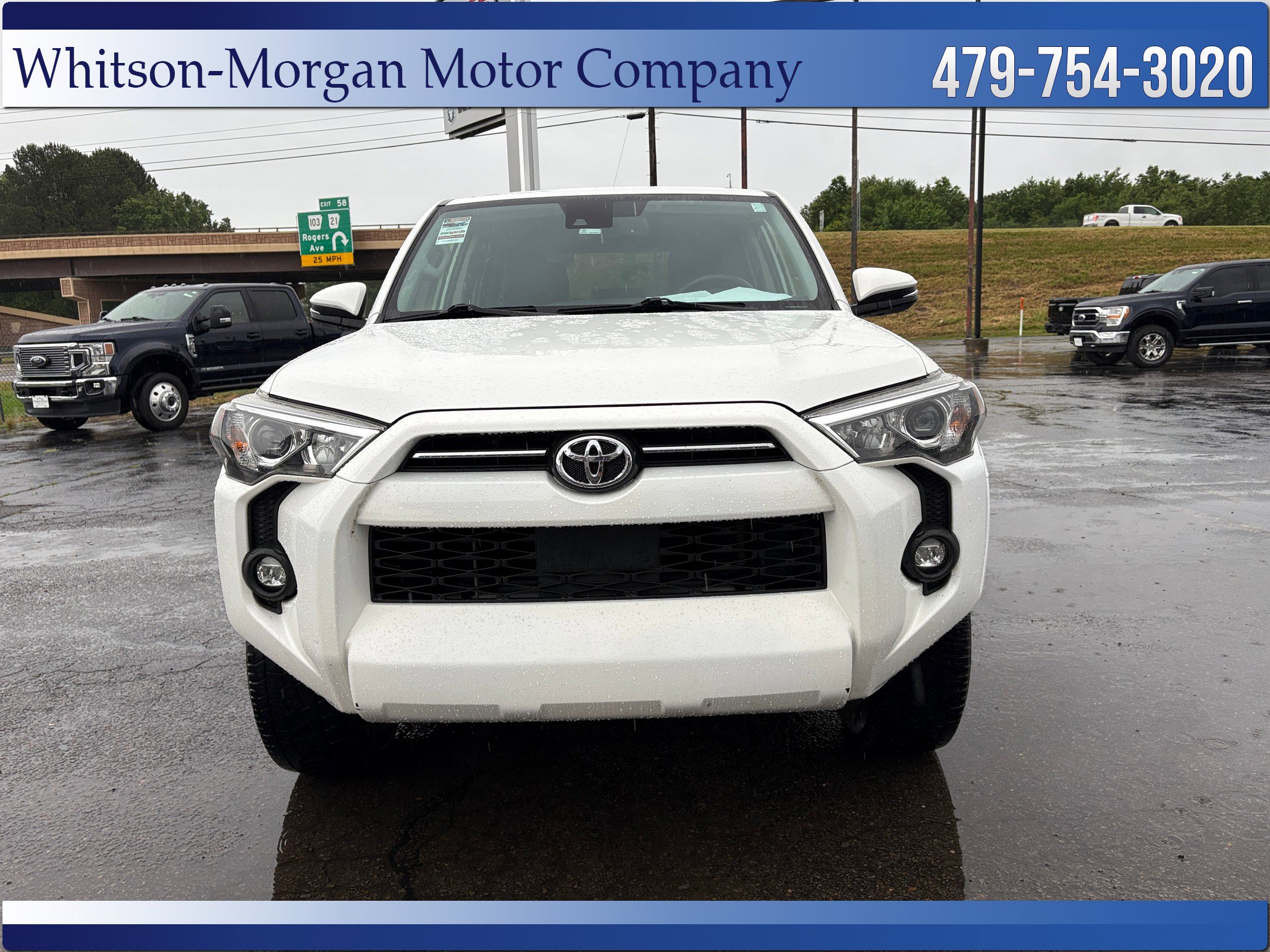 Used 2021 Toyota 4Runner SR5 Premium AWD/4WD image 2