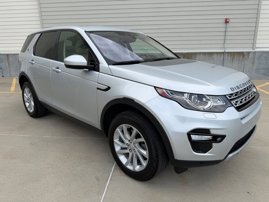 Used 2019 Land Rover Discovery Sport HSE AWD/4WD image 1