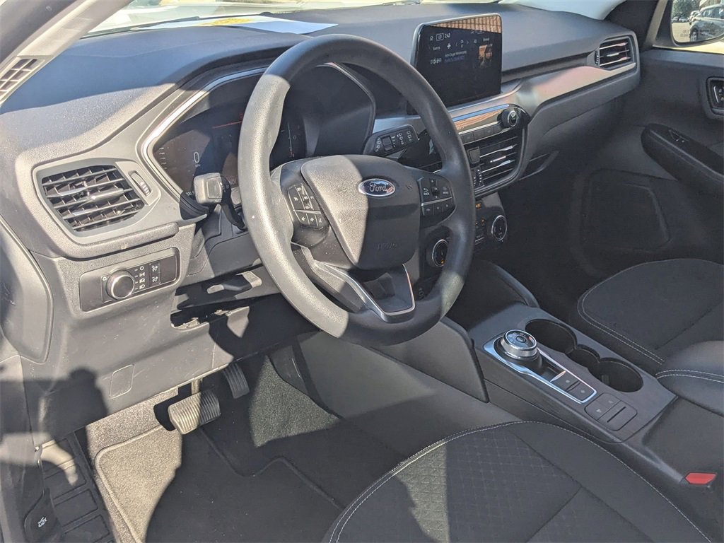 Used 2025 Ford Escape Active image 14