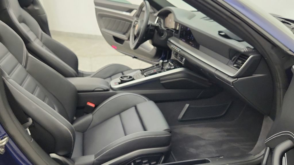 Used 2026 Porsche 911 Targa 4S AWD/4WD image 27