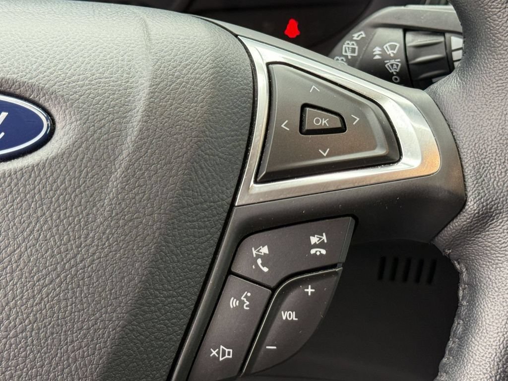 Used 2024 Ford Edge Titanium AWD/4WD image 20