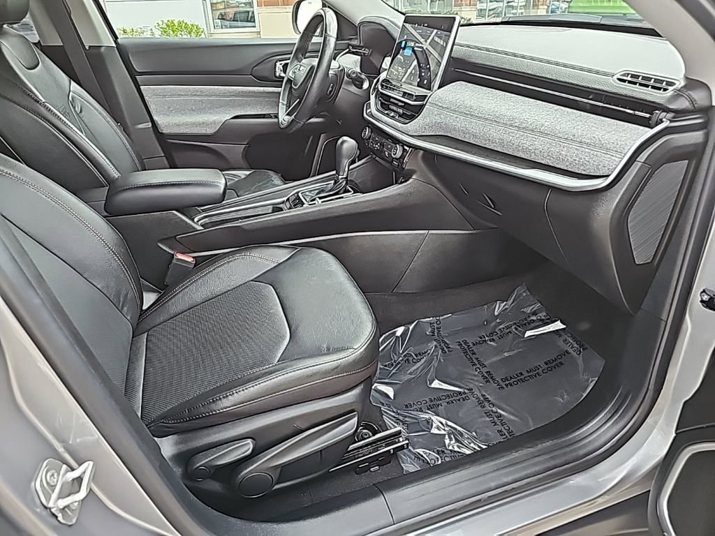Certified 2022 Jeep Compass Latitude AWD/4WD image 24