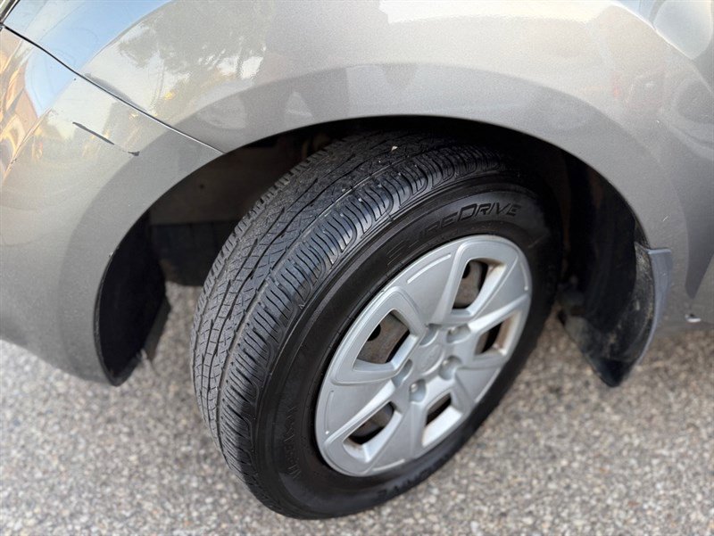 Used 2013 Kia Soul FWD image 9