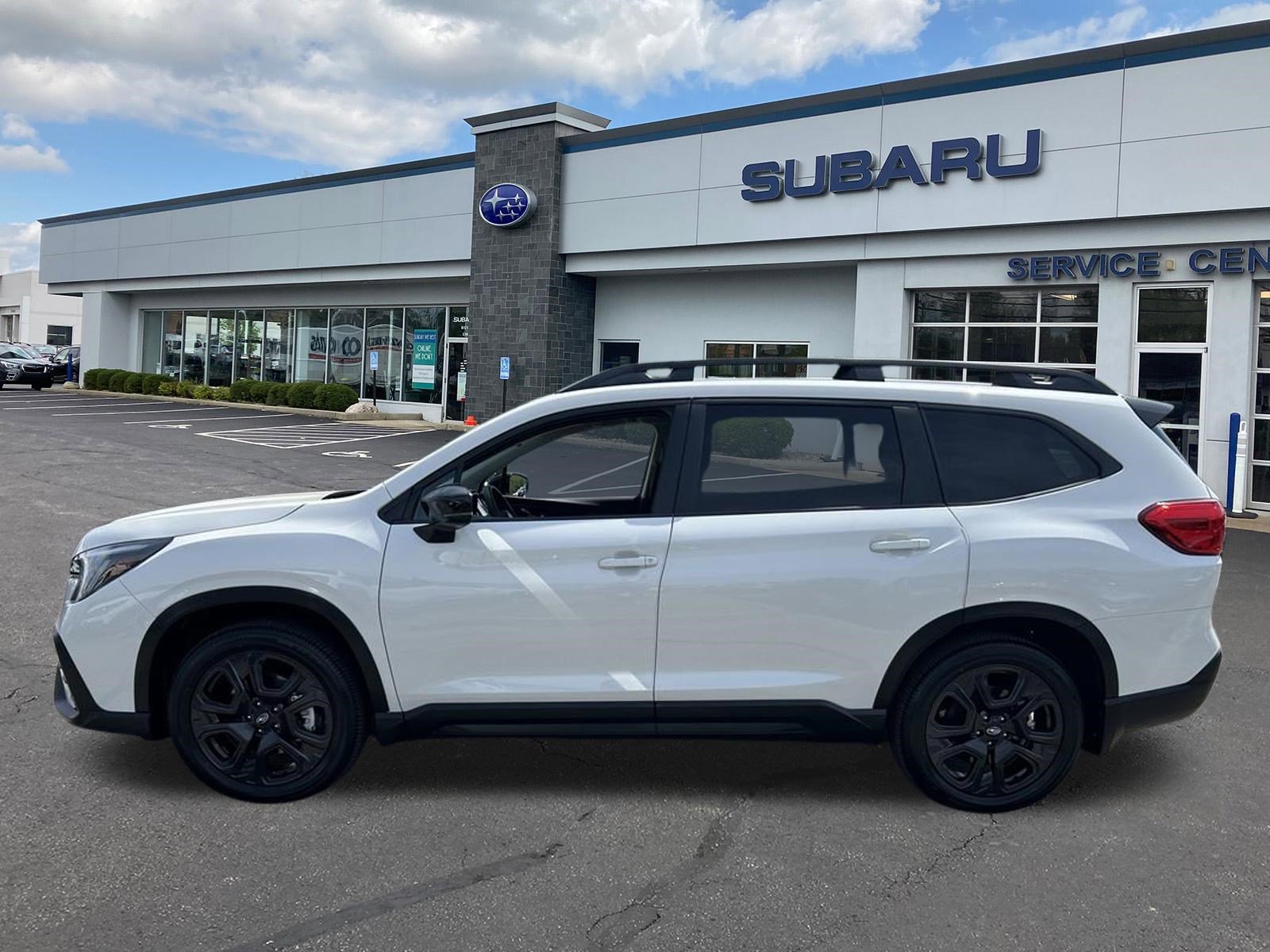 Used 2025 Subaru Ascent Onyx Edition AWD/4WD image 4