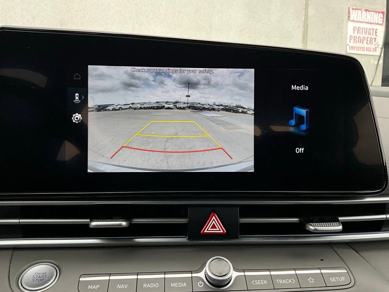 Used 2025 Hyundai Elantra SEL image 34