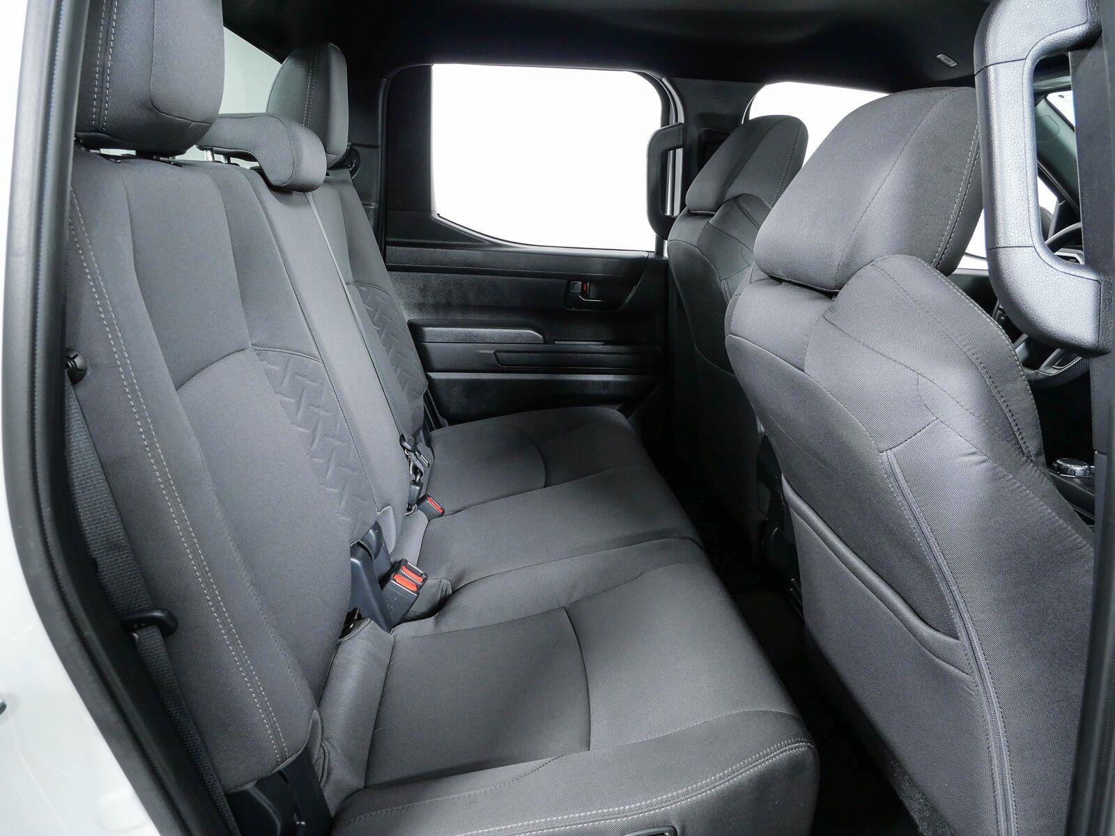 Used 2025 Toyota Tacoma SR AWD/4WD image 19