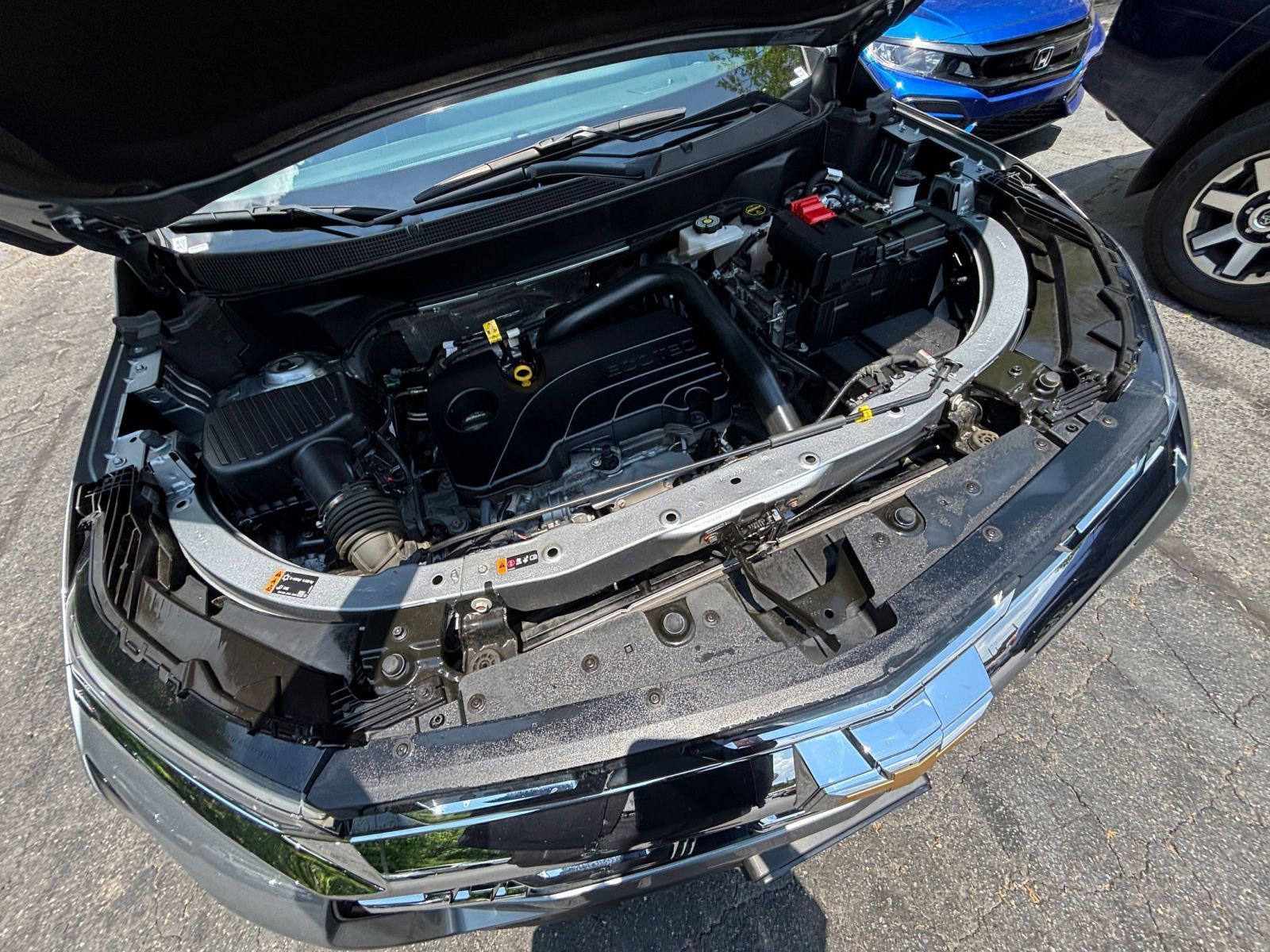 Used 2025 Chevrolet Equinox LT FWD image 27