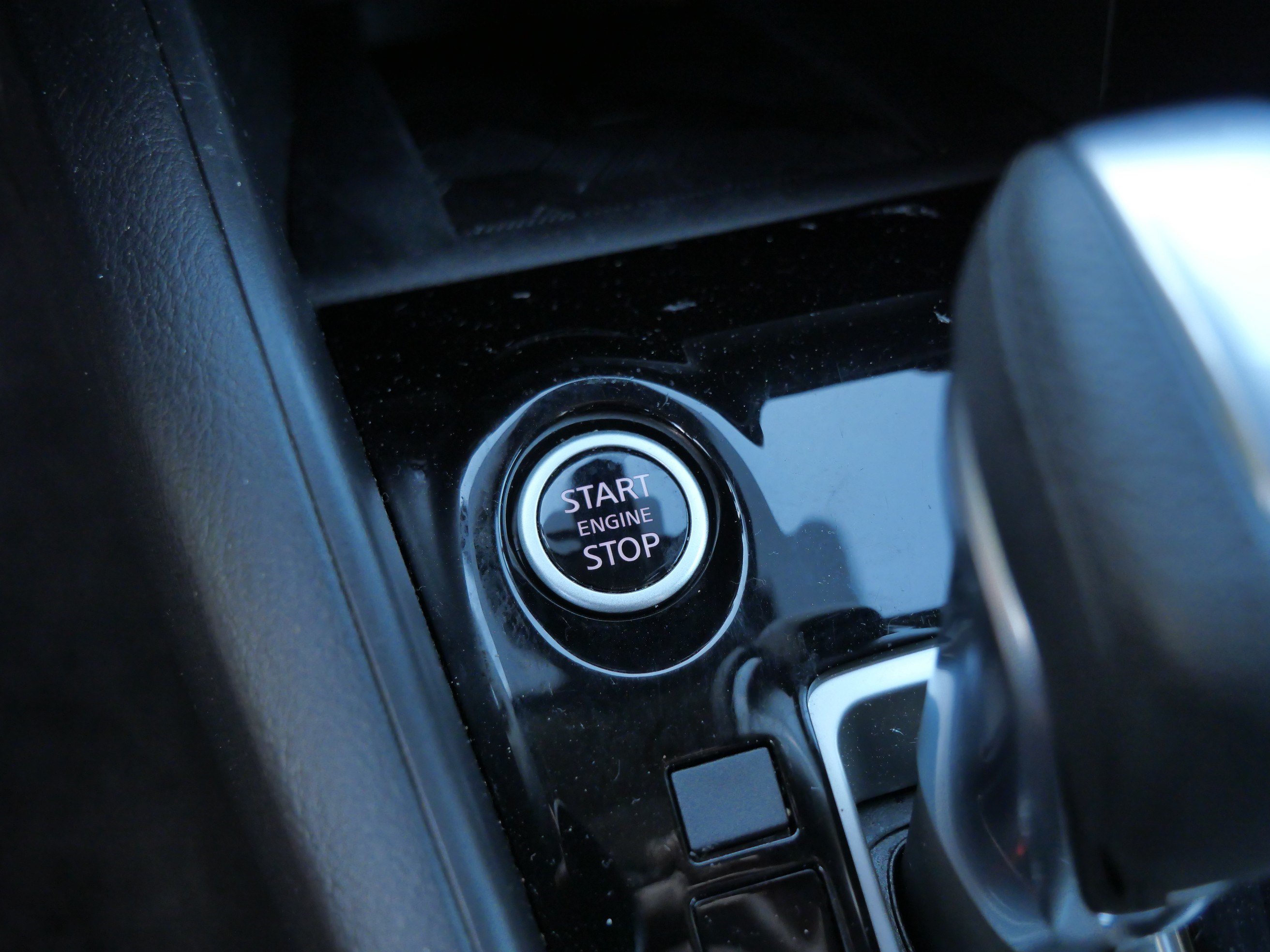Used 2023 Nissan Versa SR w/ Trunk Package FWD image 29