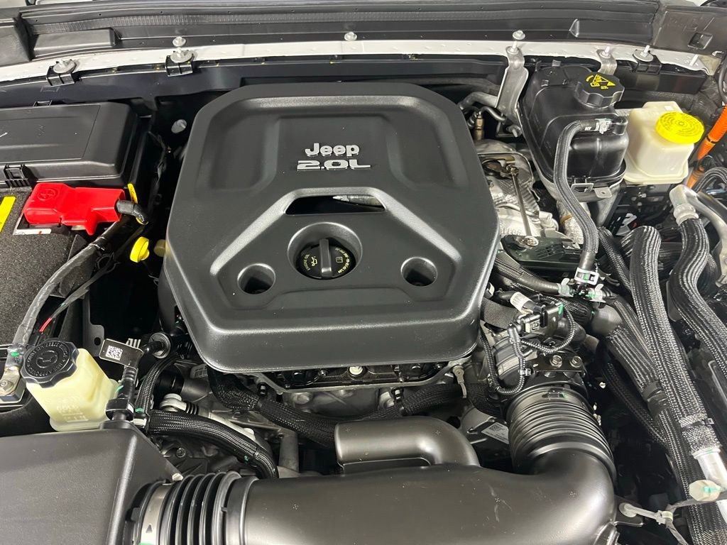 Used 2021 Jeep Wrangler Unlimited Sahara image 22