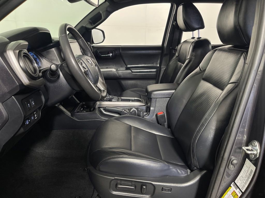 Certified 2020 Toyota Tacoma Limited image 12