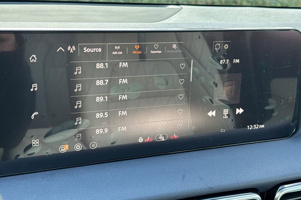 New 2026 Nissan Sentra SL w/ Floor Mat Package image 17
