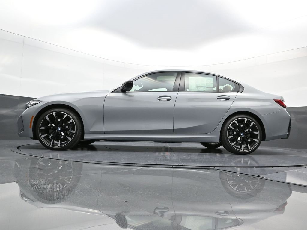 New 2025 BMW 330i xDrive Sedan w/ M Sport Package image 27
