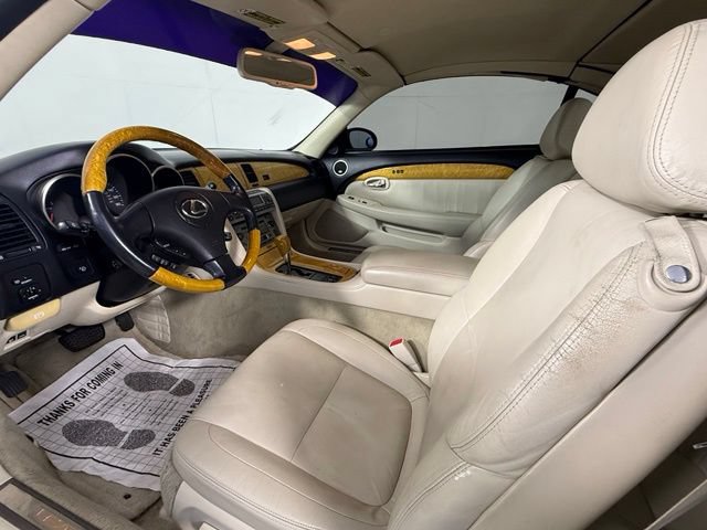 Used 2005 Lexus SC 430 Convertible RWD image 5