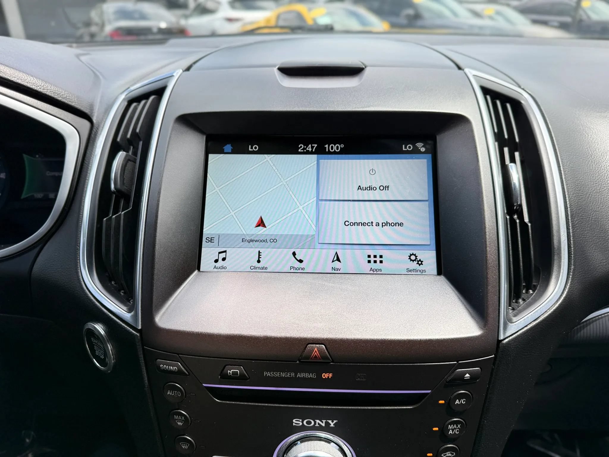 Used 2018 Ford Edge Titanium w/ Equipment Group 302A AWD/4WD image 35
