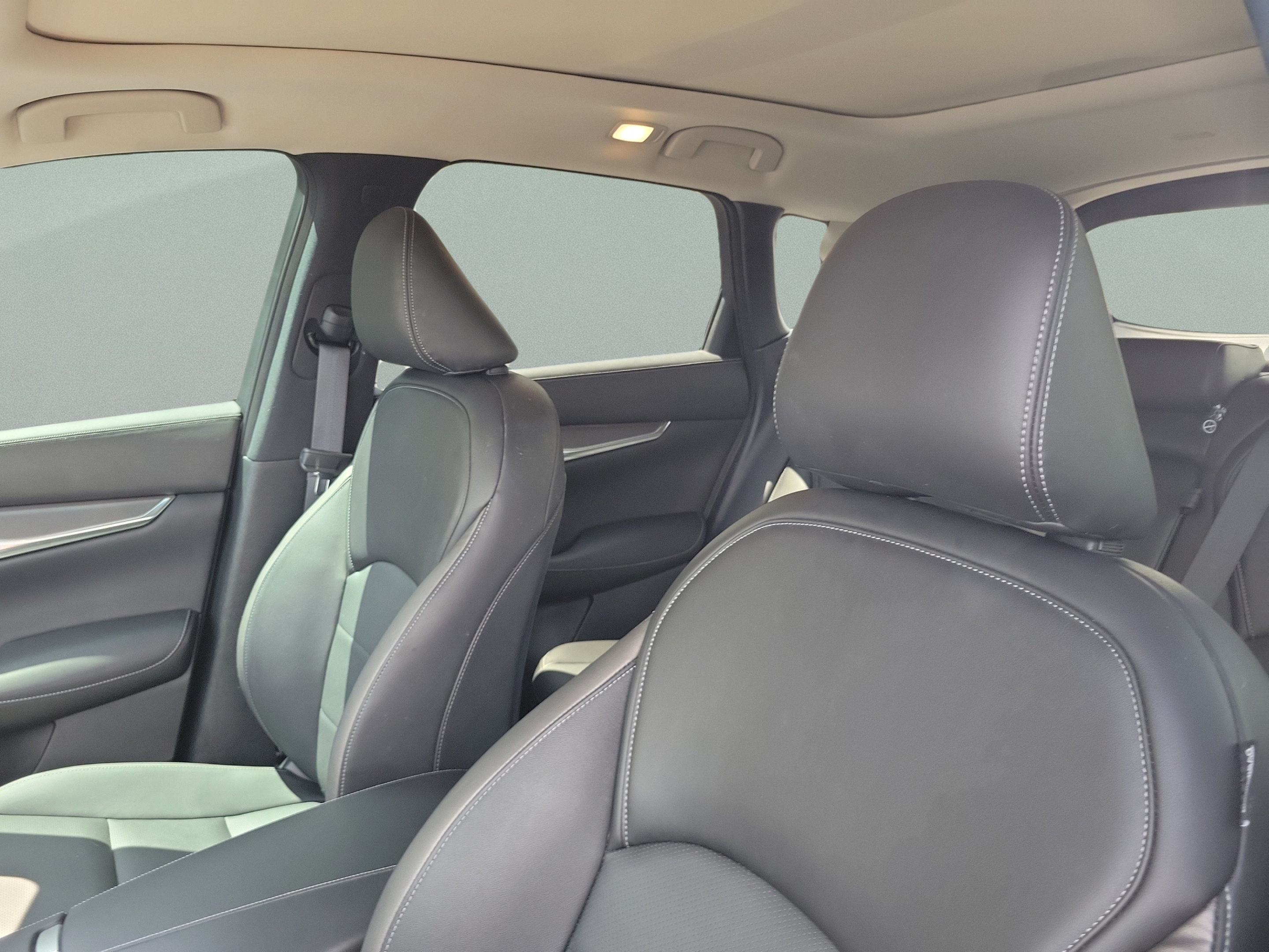 Certified 2023 INFINITI QX50 Luxe FWD image 26