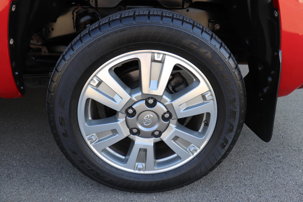 Used 2016 Toyota Tundra Platinum image 75