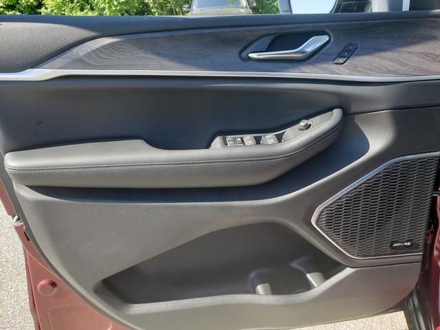 New 2024 Jeep Grand Cherokee Limited w/ Luxury Tech Group II image 10