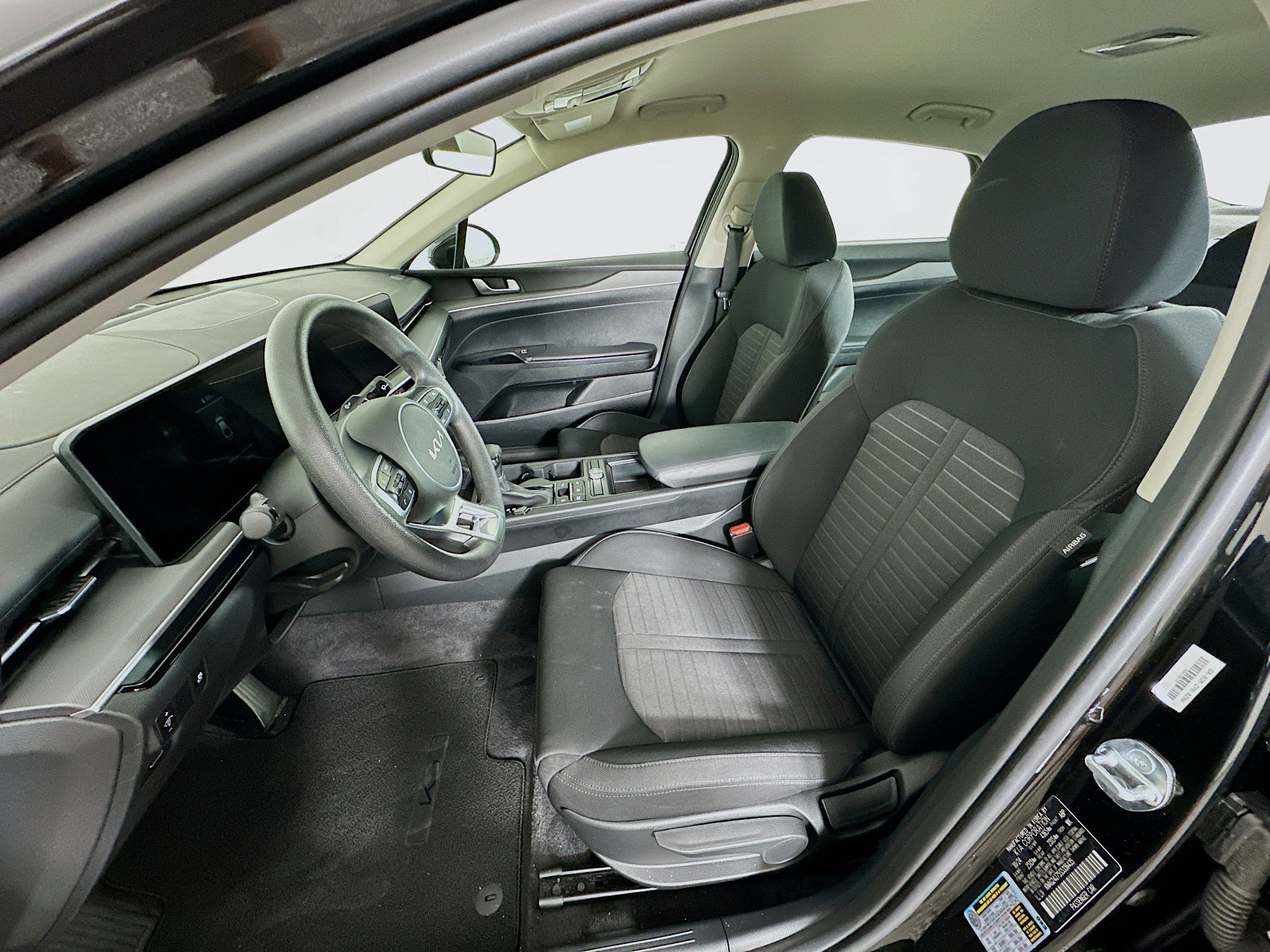 Used 2025 Kia K5 LXS image 13