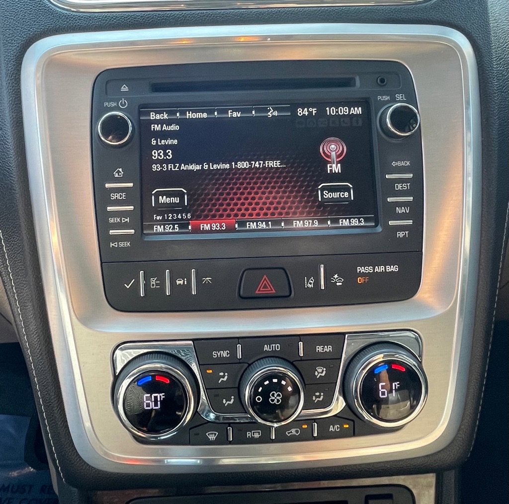 Used 2017 GMC Acadia Limited SLT FWD image 27