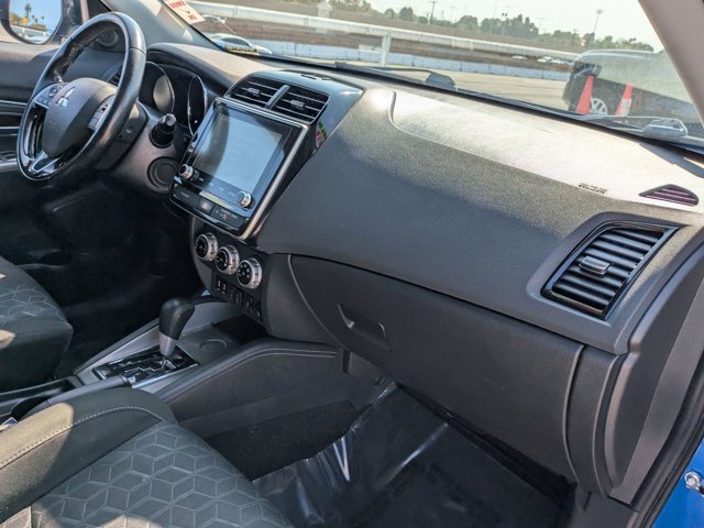 Used 2021 Mitsubishi Outlander Sport SE image 6