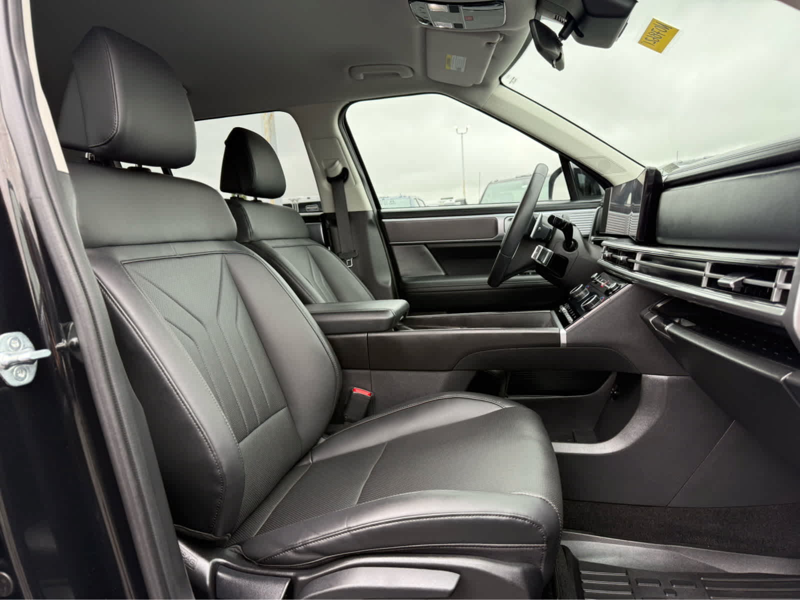 Used 2025 Hyundai Santa Fe SEL AWD/4WD image 23