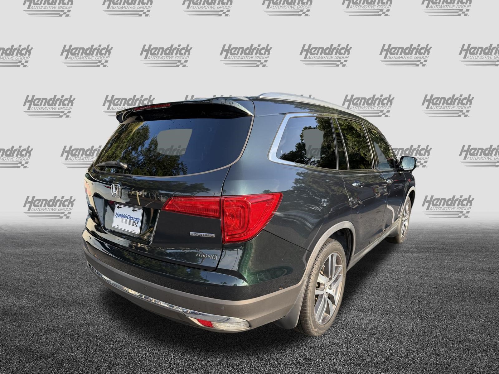 Used 2016 Honda Pilot Touring image 8
