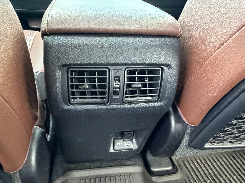 Used 2023 Toyota 4Runner Limited AWD/4WD image 21