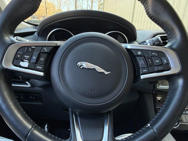 Used 2020 Jaguar F-PACE Prestige image 22