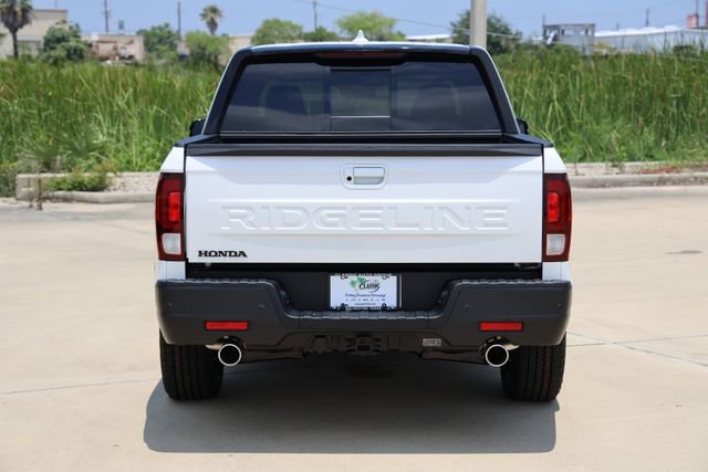 New 2026 Honda Ridgeline Black Edition image 7