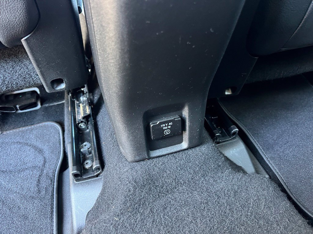 Used 2017 Jeep Renegade Limited AWD/4WD image 19