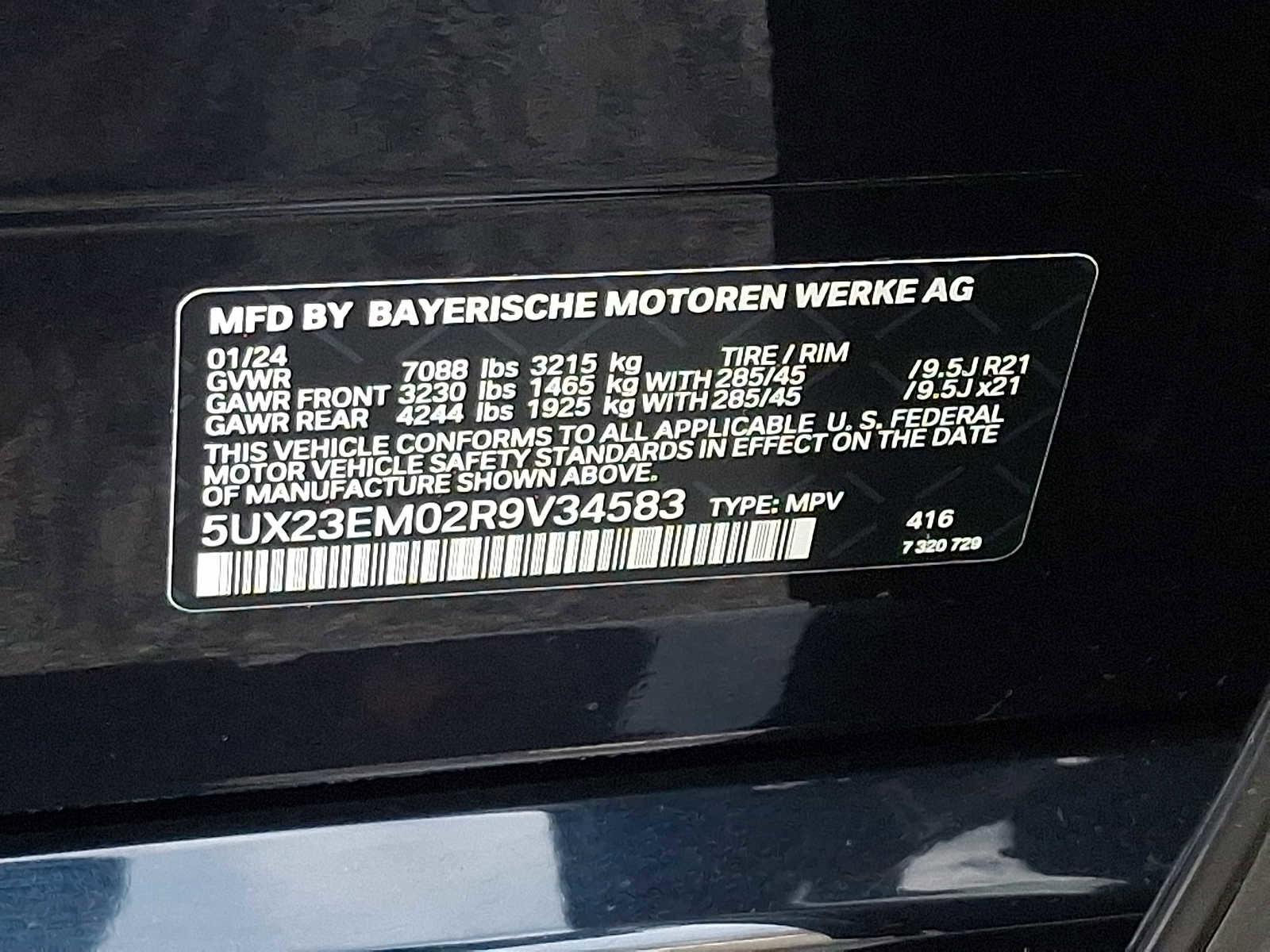 Used 2024 BMW X7 xDrive40i w/ M Sport Package image 28