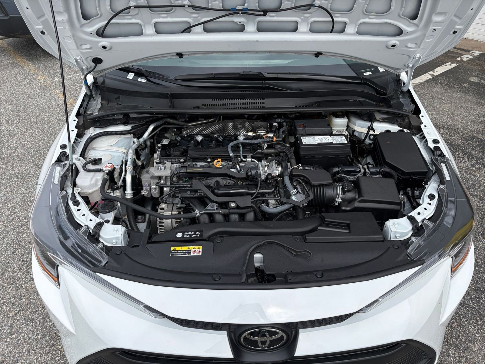 Used 2025 Toyota Corolla LE FWD image 30