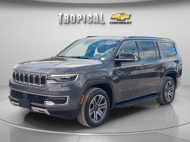 Used 2024 Jeep Wagoneer Series II w/ Flexible Seating Group RWD image 1