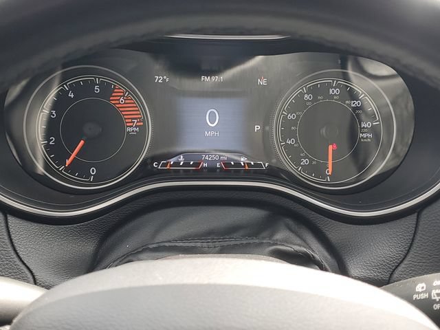 Used 2019 Jeep Cherokee Limited AWD/4WD image 21