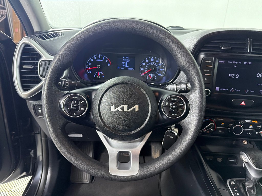 Used 2022 Kia Soul LX w/ Technology Package FWD image 14