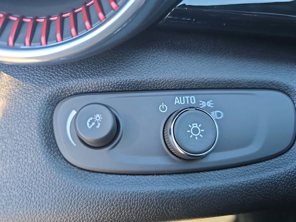 New 2026 Chevrolet Trax RS w/ Driver Confidence Package image 26